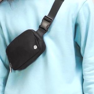NEW LULULEMON EVERYWHERE BELT BAG NWT BLACK